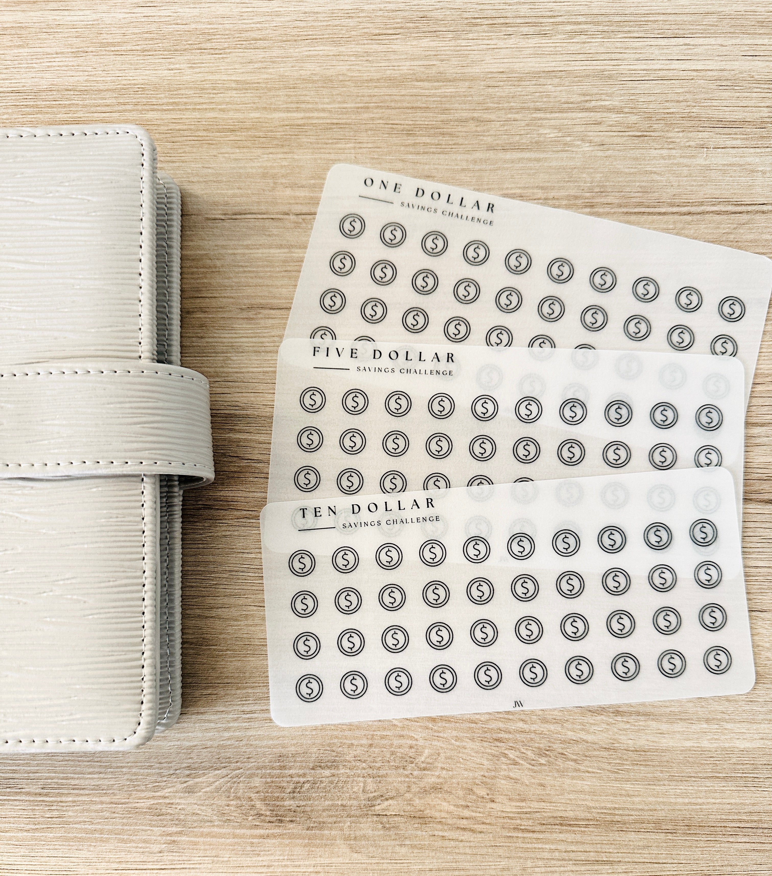 Desafíos del ahorro en dólares