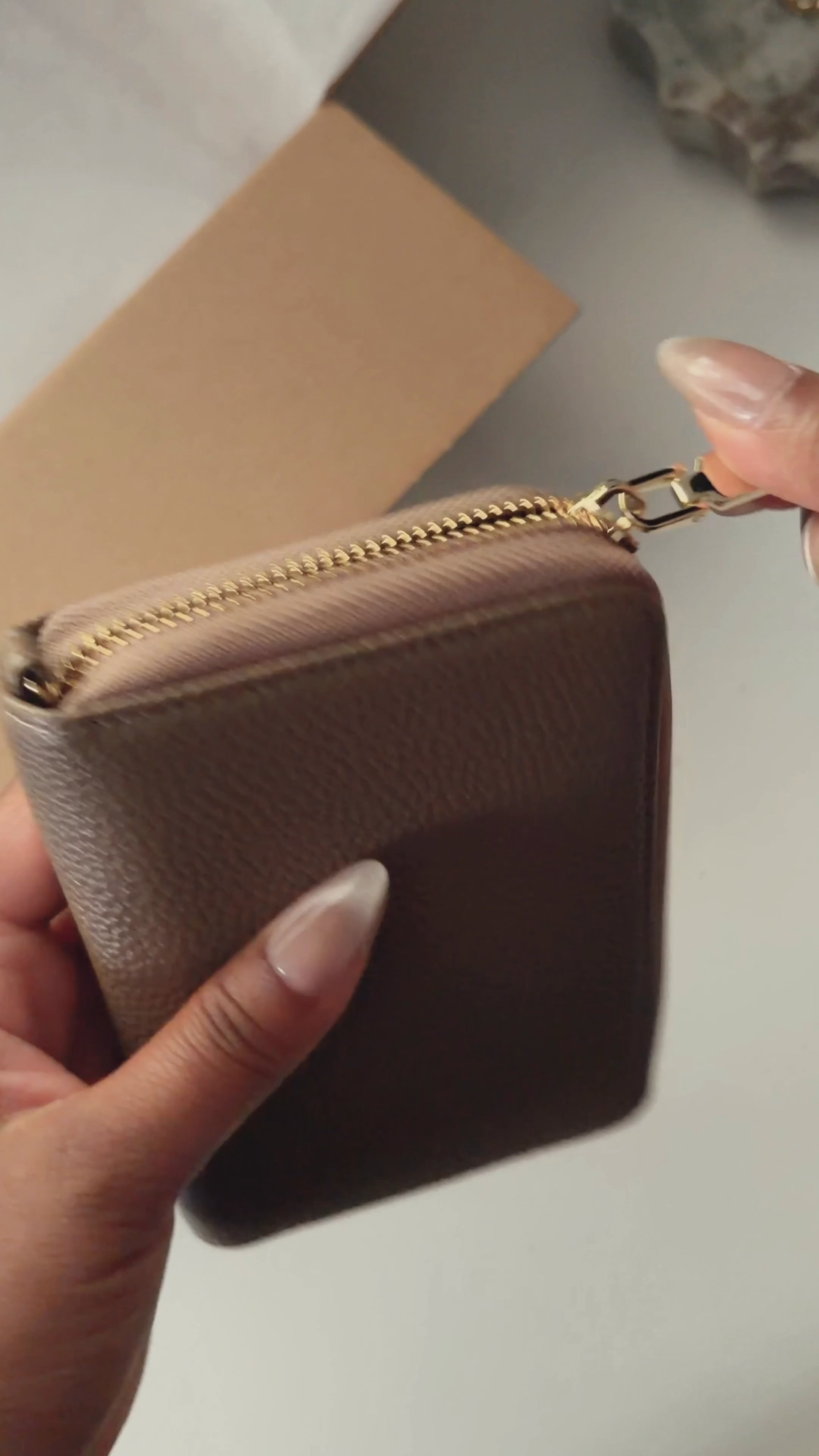 IMPERFECT Pebble A8 Wallet